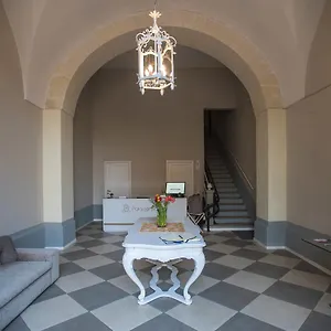 *** Bed and breakfast Palazzo Belsanti Italia