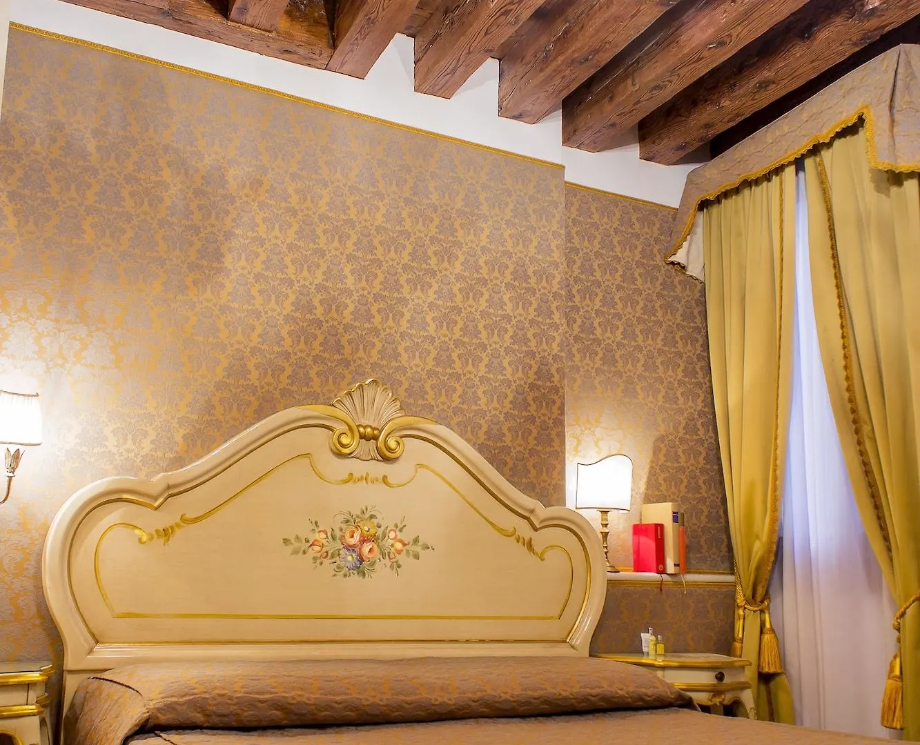 Bed & Breakfast Apostoli Palace Venice