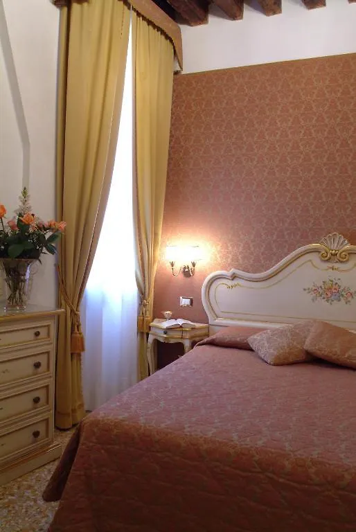 Apostoli Palace Venice 3*,  Italy